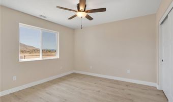 10647 Central Rd, Apple Valley, CA 92308