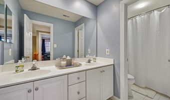 8807 RIDGE Rd, Bethesda, MD 20817