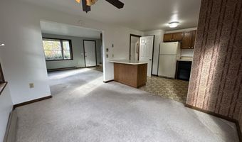 90 Baldwin Dr, Bangor, ME 04401