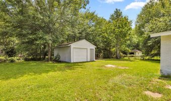 20 Chantilly Ter, Bay St. Louis, MS 39520