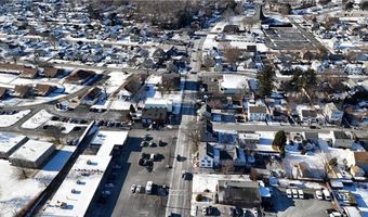 149 Front St, Lincoln, RI 02865