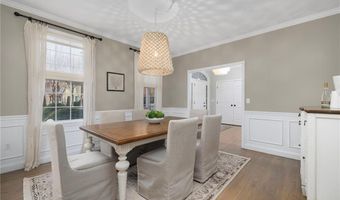 5 Morgan Ct, Lincoln, RI 02865