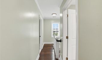 91 Sowams Rd, Barrington, RI 02806