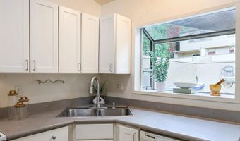 7700 Parkway Dr 2, La Mesa, CA 91942