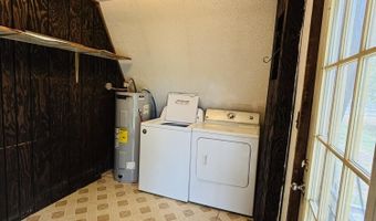 151 E 22nd St, Baxter Springs, KS 66713