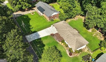 184 Cold Creek Dr, Alpharetta, GA 30009