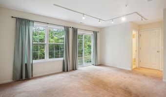 2817 Barclay Way, Ann Arbor, MI 48105