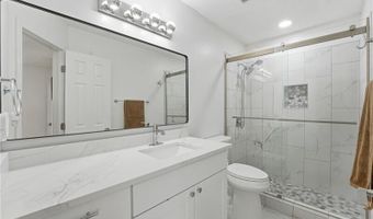 904 Wentworth Ct, Alpharetta, GA 30022