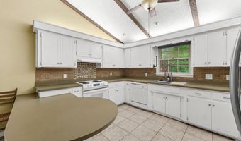 101 Hendrix Ct, Boiling Springs, SC 29316