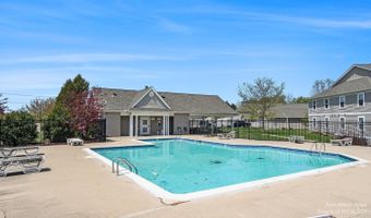 1328 Heatherwood Ln, Ann Arbor, MI 48108