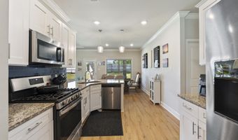 4532 Western Woods Dr, Benton, AR 72015