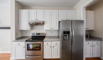 448 Heritage Village Ln, Apex, NC 27502