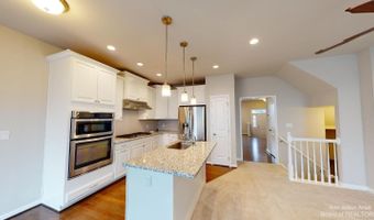 2794 Ashcombe Dr, Ann Arbor, MI 48105