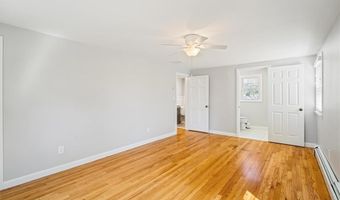 11 Knapton St St, Barrington, RI 02806