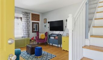 69 Roger Williams Ave, East Providence, RI 02916