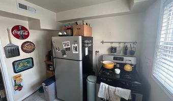 726 N OAKLAND St, Arlington, VA 22203