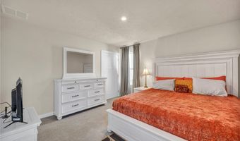 172 Eagle Cir, Amherst, OH 44001