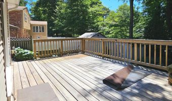 8925 FALLING CREEK Ct, Annandale, VA 22003