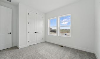 1432 N 162nd Ter, Basehor, KS 66007