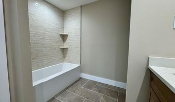 101 Lindbergh Cir, Albrightsville, PA 18210