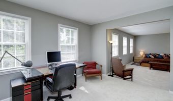 13 AVALON Ct, Bethesda, MD 20816