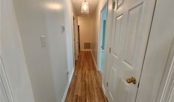 704 Midmar St, Aberdeen, NC 28315