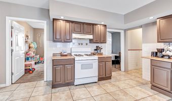 144 Whittier St, Bridgeport, CT 06605