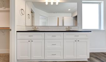 1609 Willow Way, Benton City, WA 99320