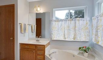 2371 Riverbluff Dr, Arnold, MO 63010