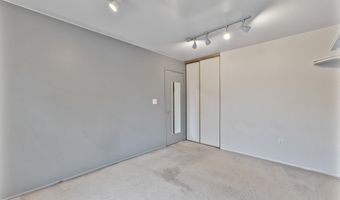 4 DEERFIELD Ct, Bordentown, NJ 08505