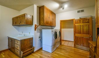 6300 Jonathan Ln, Albany, OH 45710