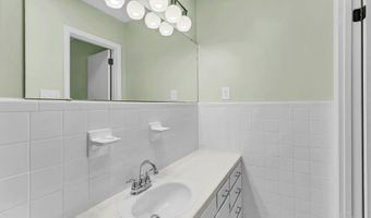 18 Rollins Pl, Atmore, AL 36502