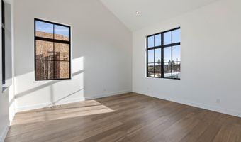 3118 NW Crossing Dr, Bend, OR 97703