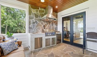 82 Plantation House Dr, Bluffton, SC 29910