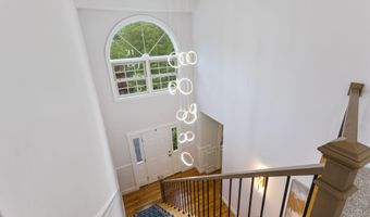 12 Summit Ter, Falmouth, ME 04105