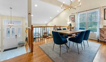 4 Brightwood Ln, Bedminster, NJ 07921
