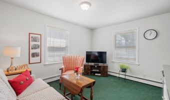 71 Reservoir Ave, Andover, NJ 07801