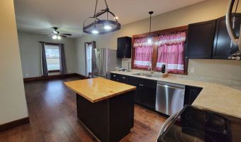 1100 13th St, Auburn, NE 68305