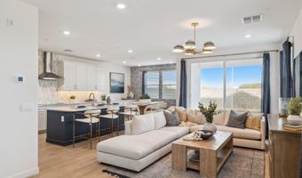 1153 E KACHINA Trl, Phoenix, AZ 85042