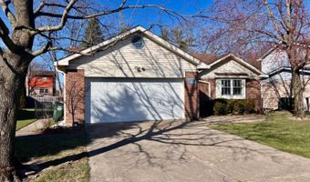 4721 Moore Rd, Middletown, OH 45042