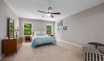 9231 Trafalgar Dr SE, Alto, MI 49302