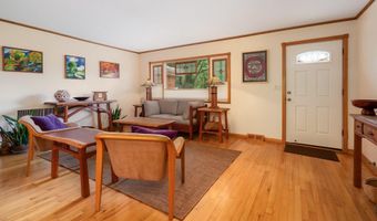 1108 Elm St, Baldwin City, KS 66006