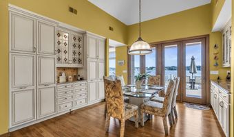 99 Holly Ln, Bayville, NJ 08721