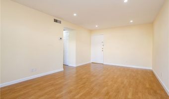 5414 Newcastle Ave 8, Encino, CA 91316