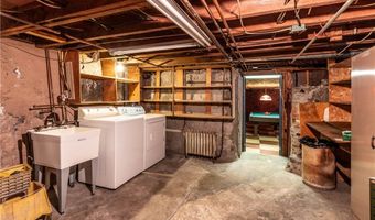 1187 Sandridge Rd, Alden, NY 14004