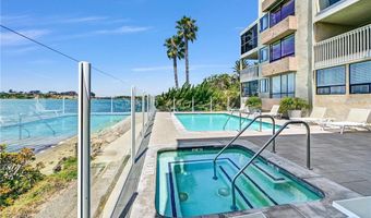 4513 Cove Dr 17, Carlsbad, CA 92008