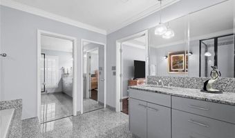 6430 Spinnaker Ln, Alpharetta, GA 30005
