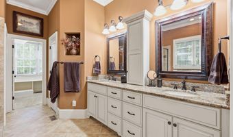 2612 Whistleberry Ct, Apex, NC 27539