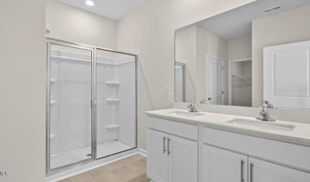 66 Honeydew Dr, Angier, NC 27501