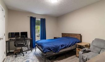 204 Queensbury, Acworth, GA 30102